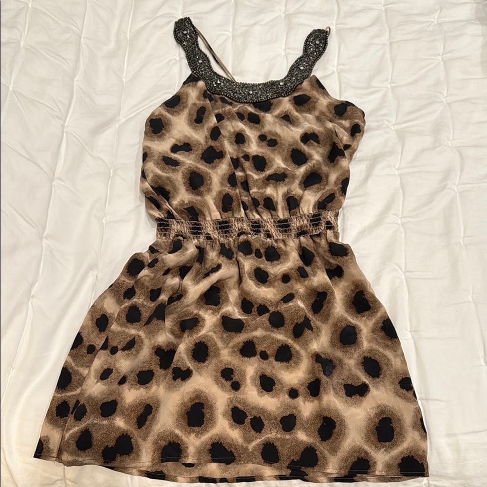 Chic Tan and Cream Halter Mini Dress for Casual Evenings